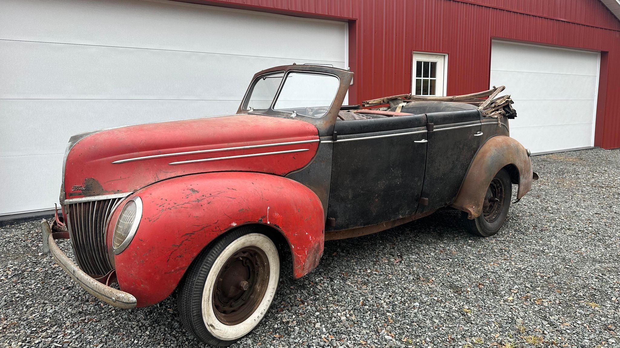 1939 Ford Convertible Sedan (SOLD)