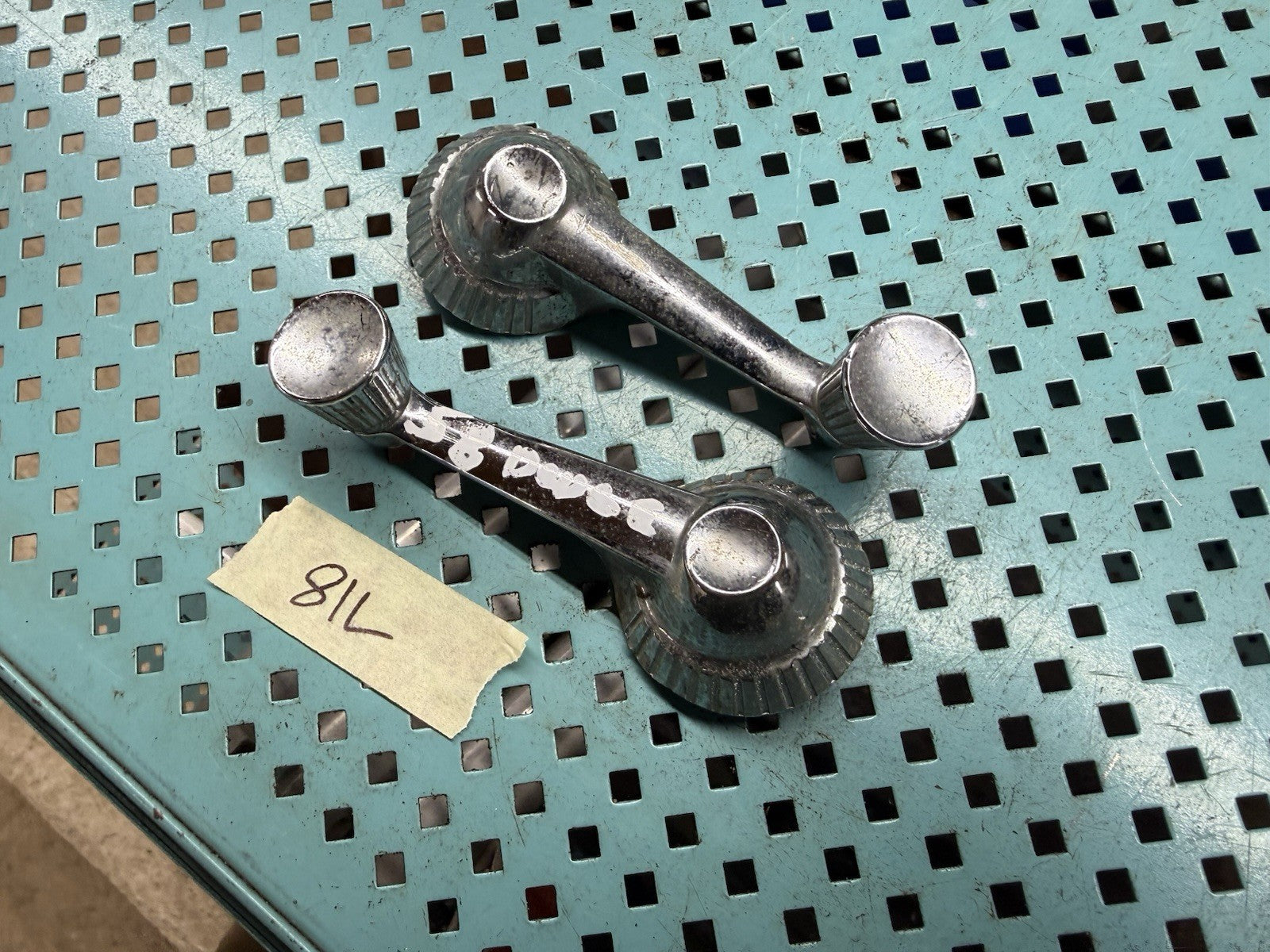 47029918