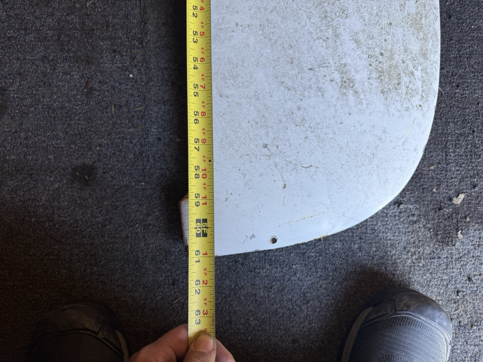 47352952