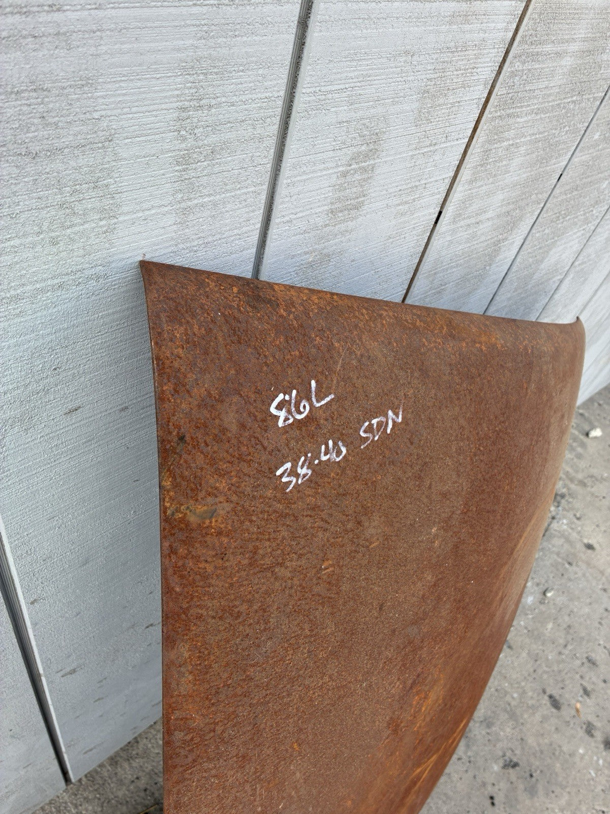 47328404