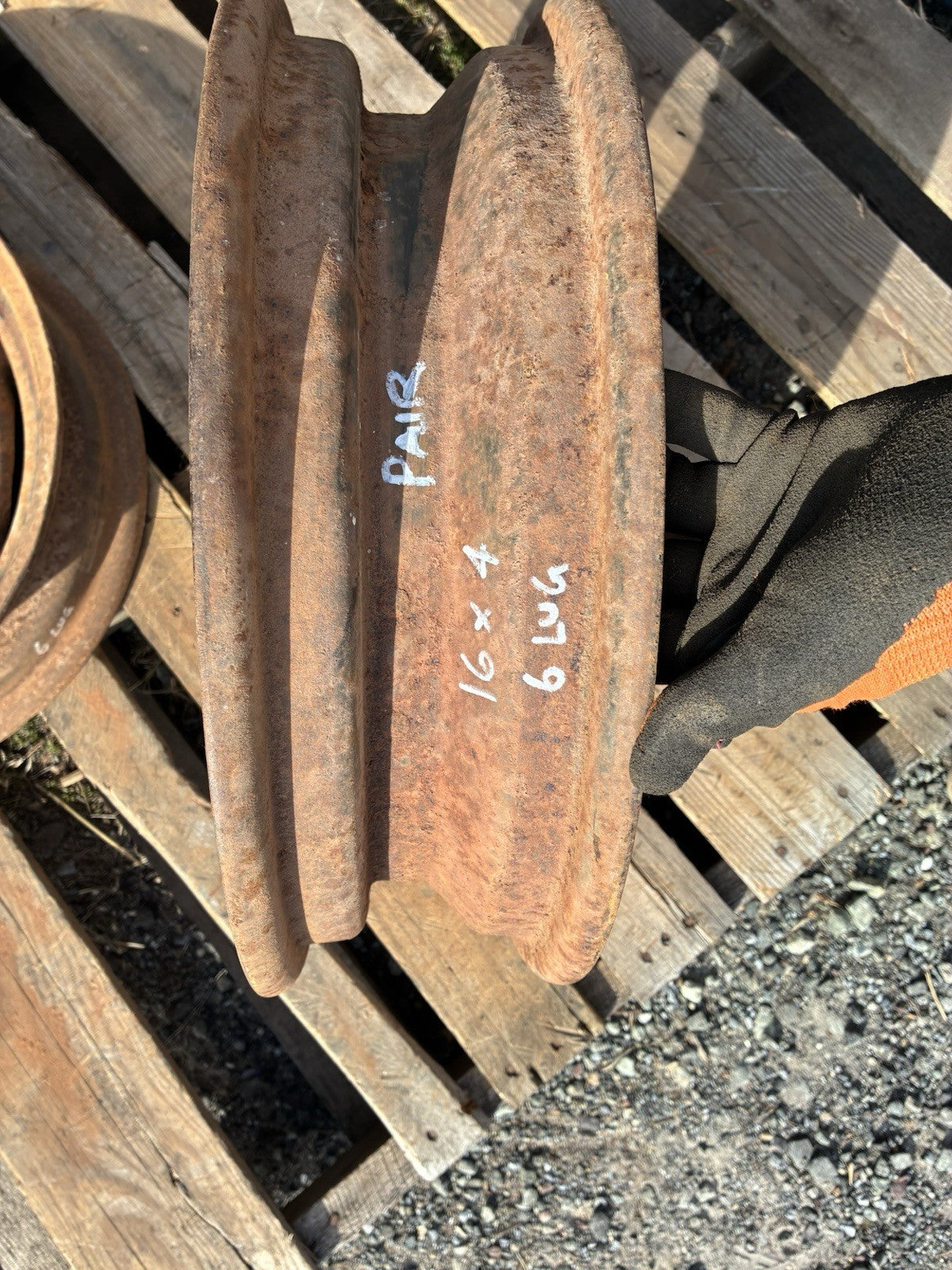 47136509