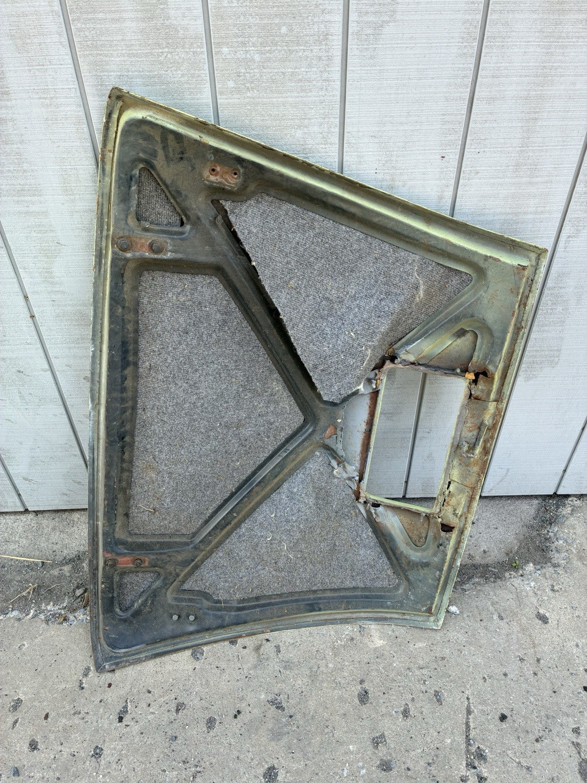 47331552