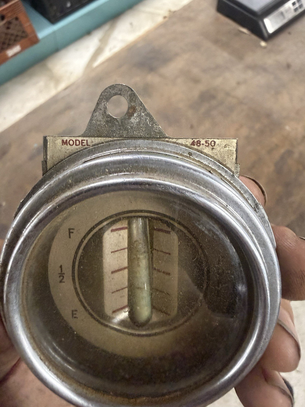 47693595