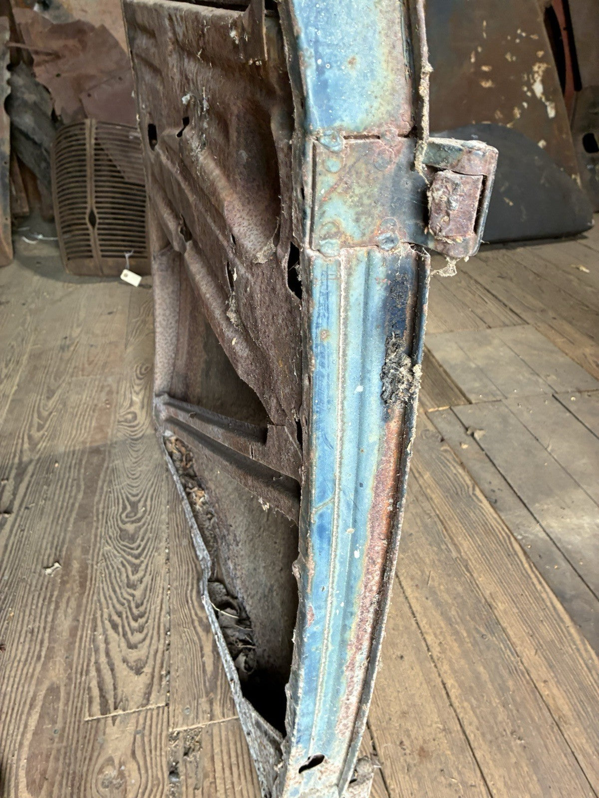 47551744