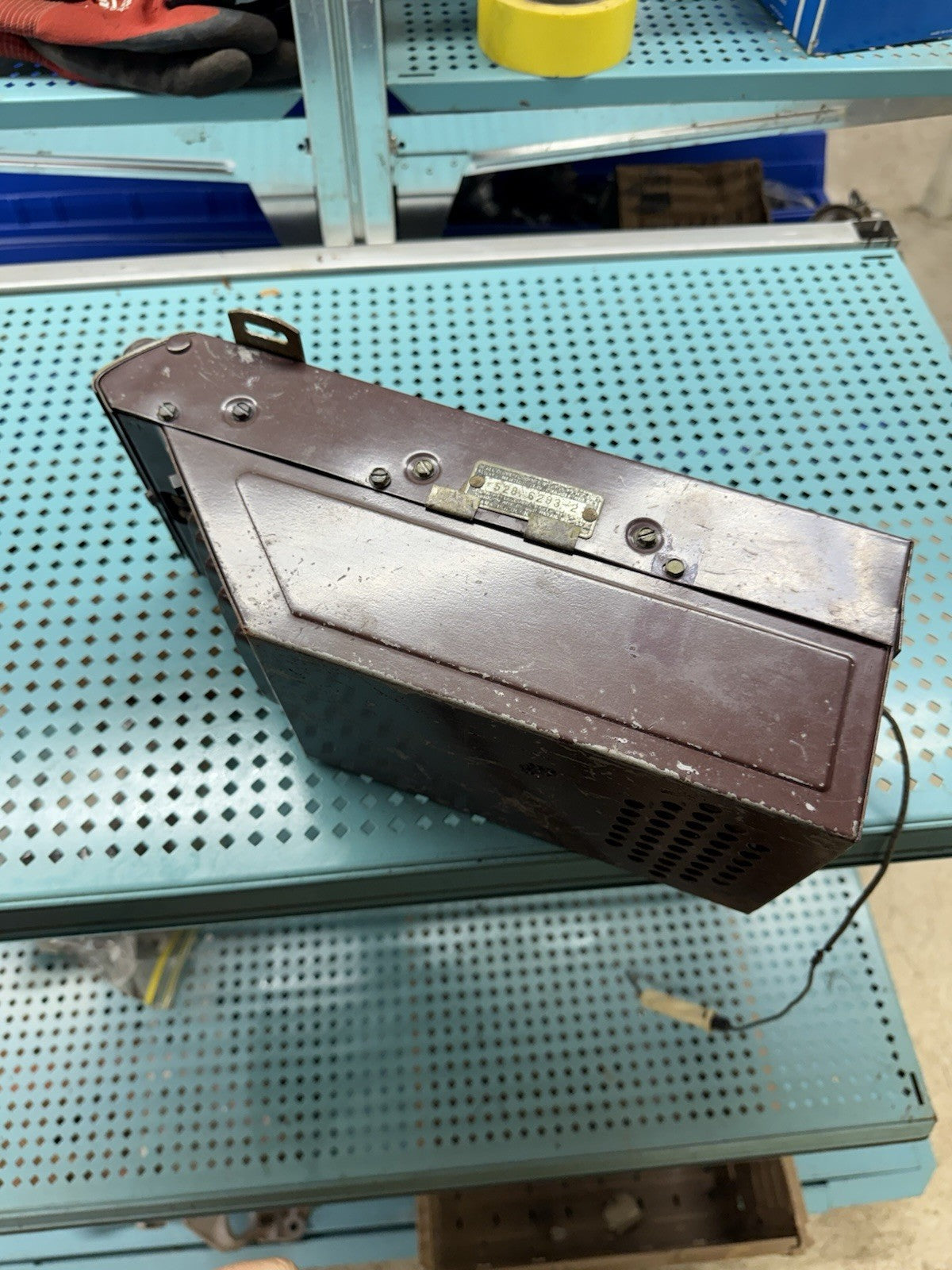 46916960