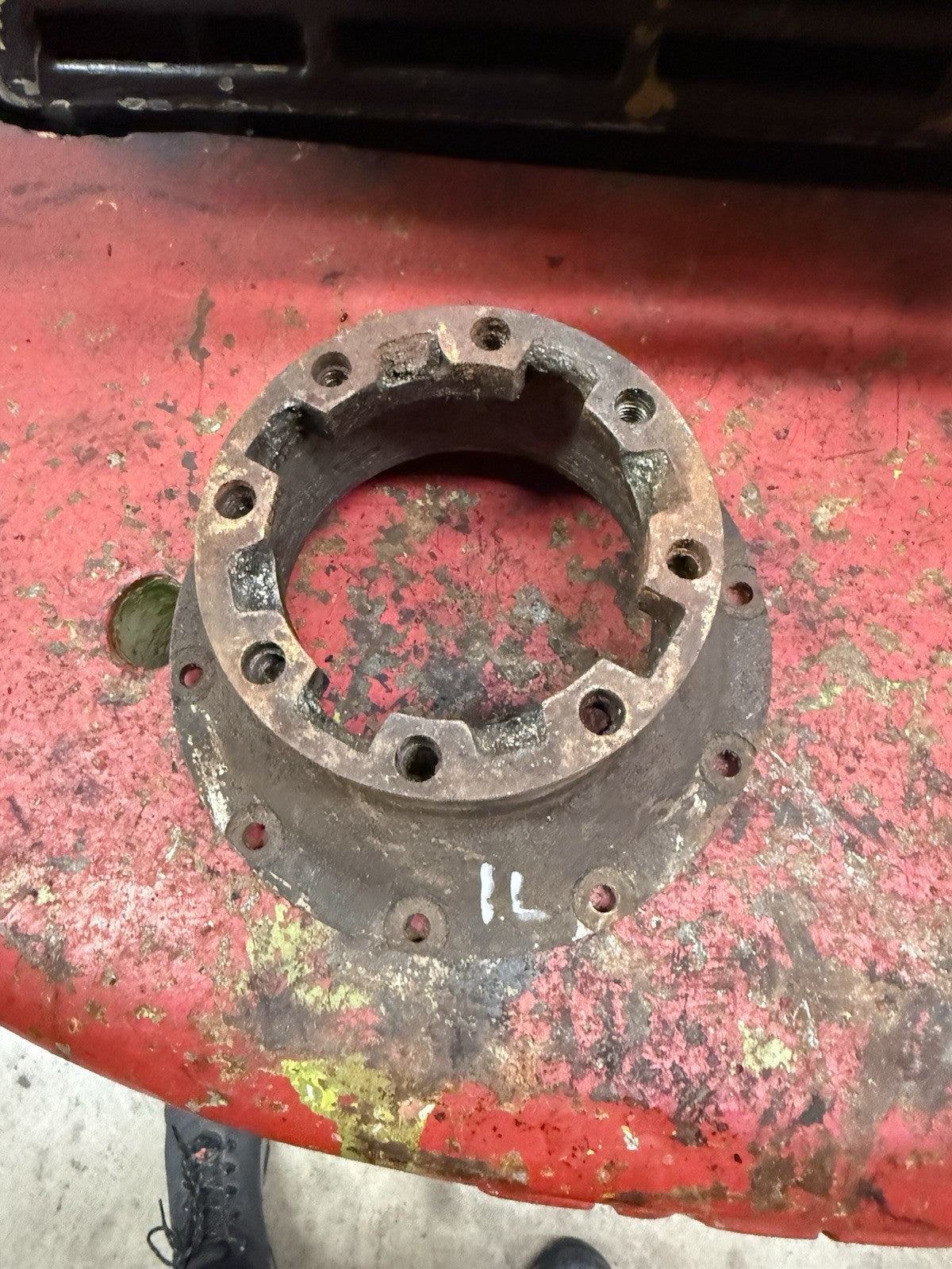 47357552