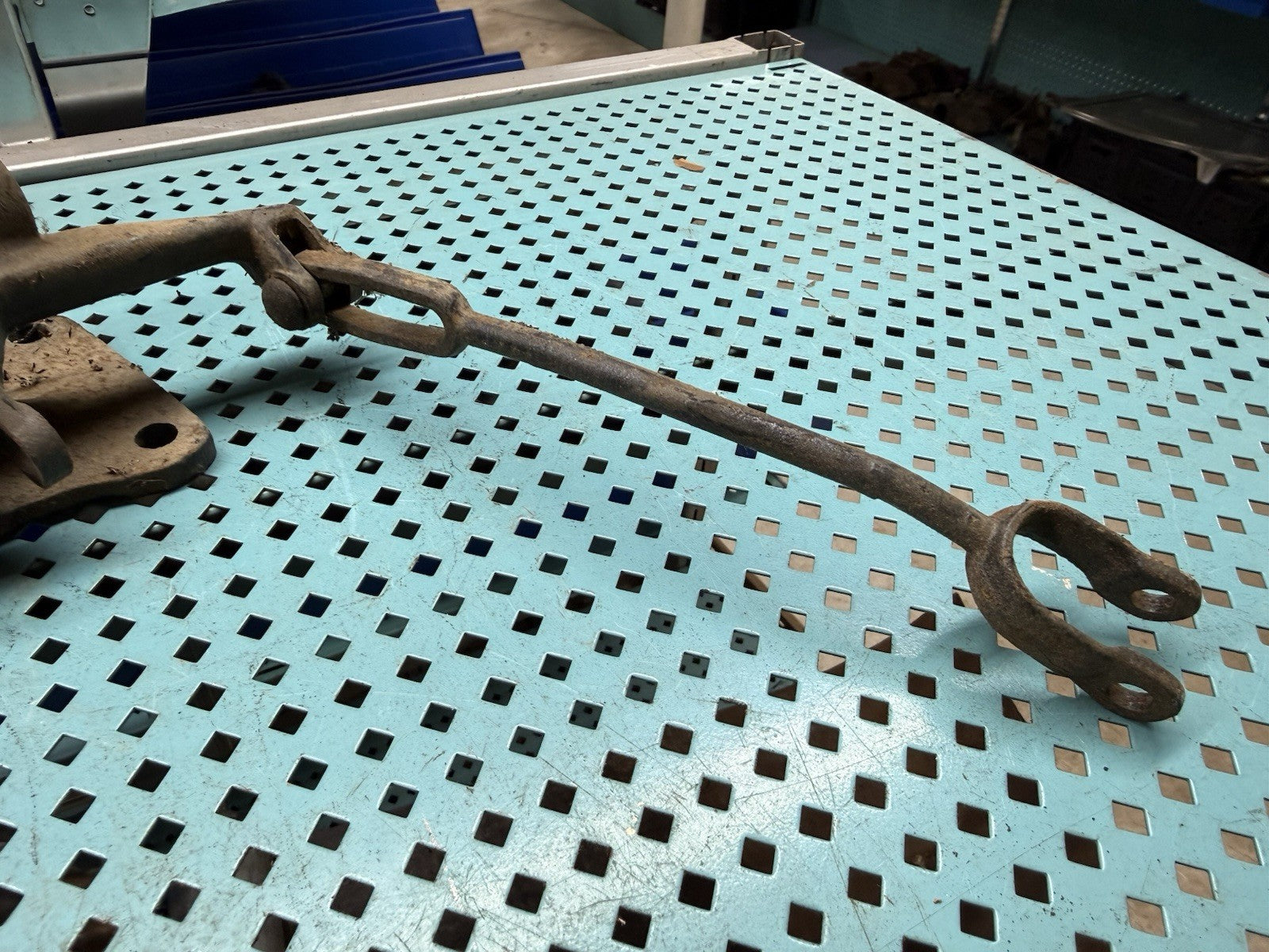 47038059