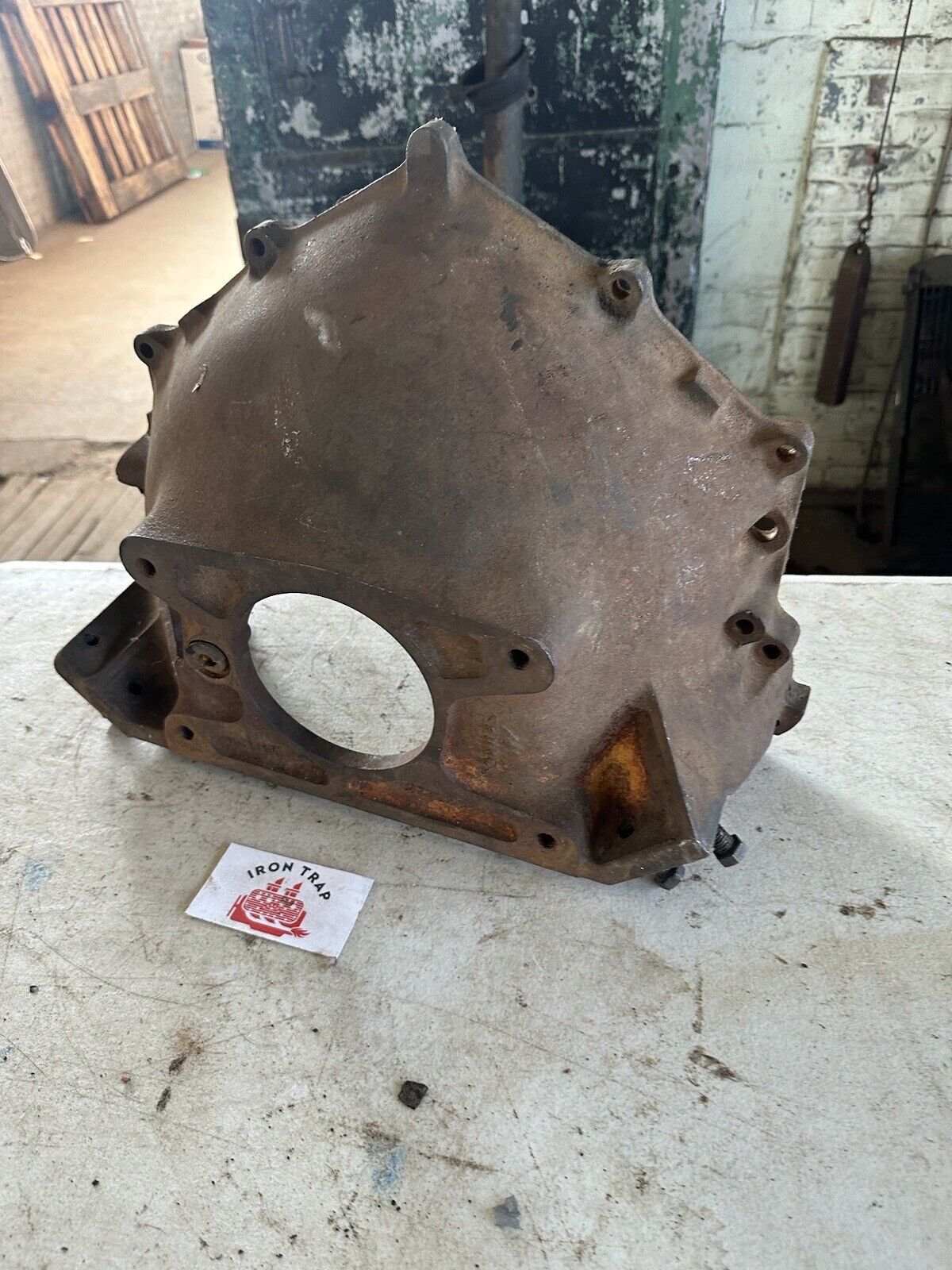 こちら確認用 1955-57 Chevrolet bellhousing Date code D116 Cast # 3733373