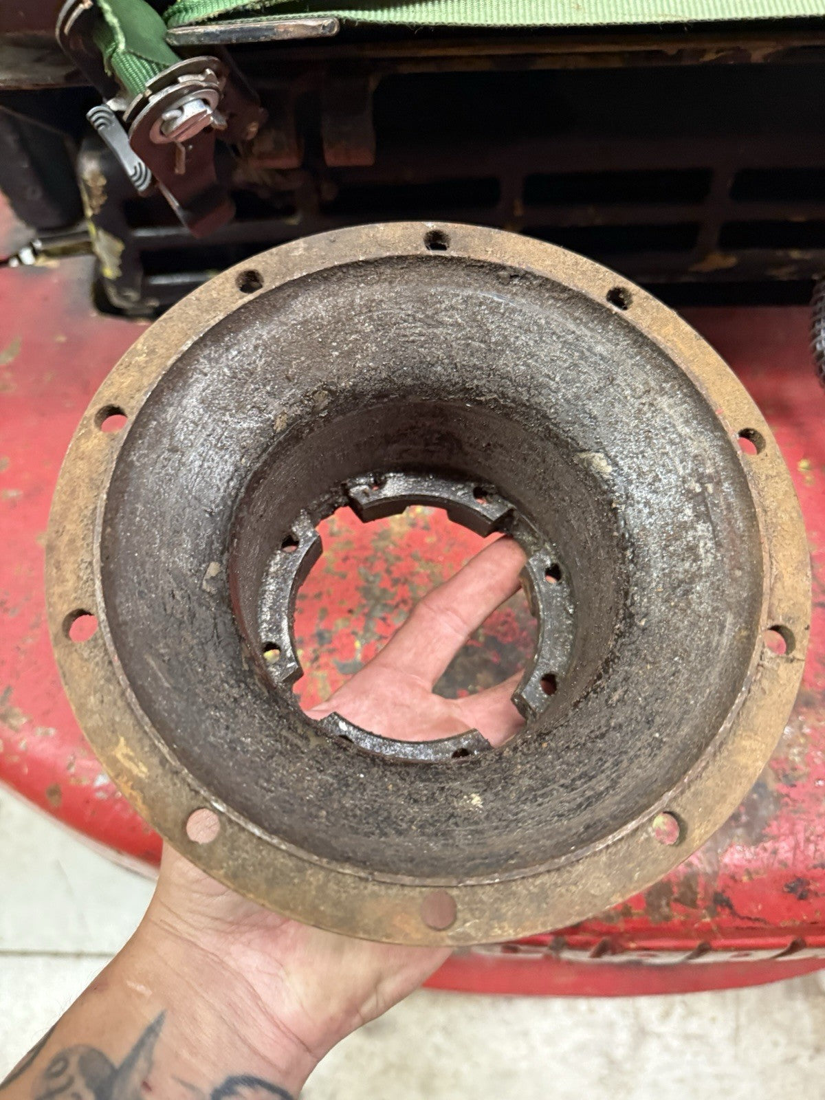 47357552