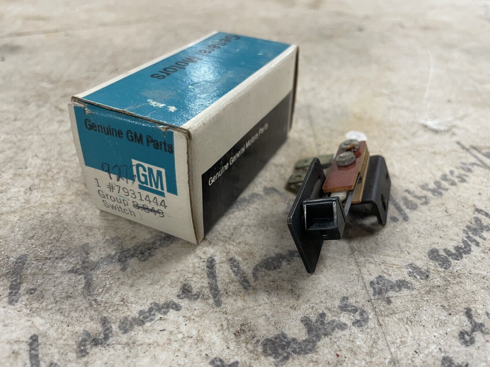 44026768