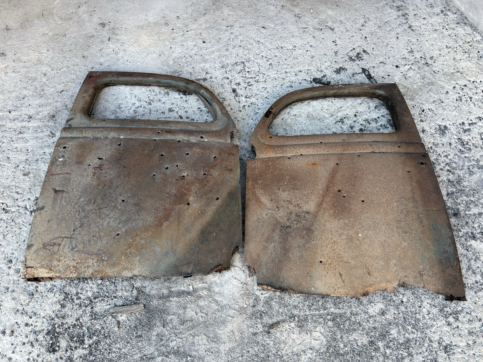 1935 1936 Ford 5 Window Coupe & 4 Door Sedan Pair Of Front Doors