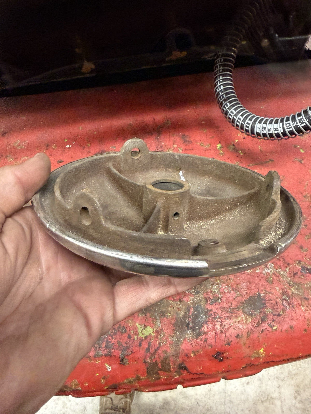 47280023