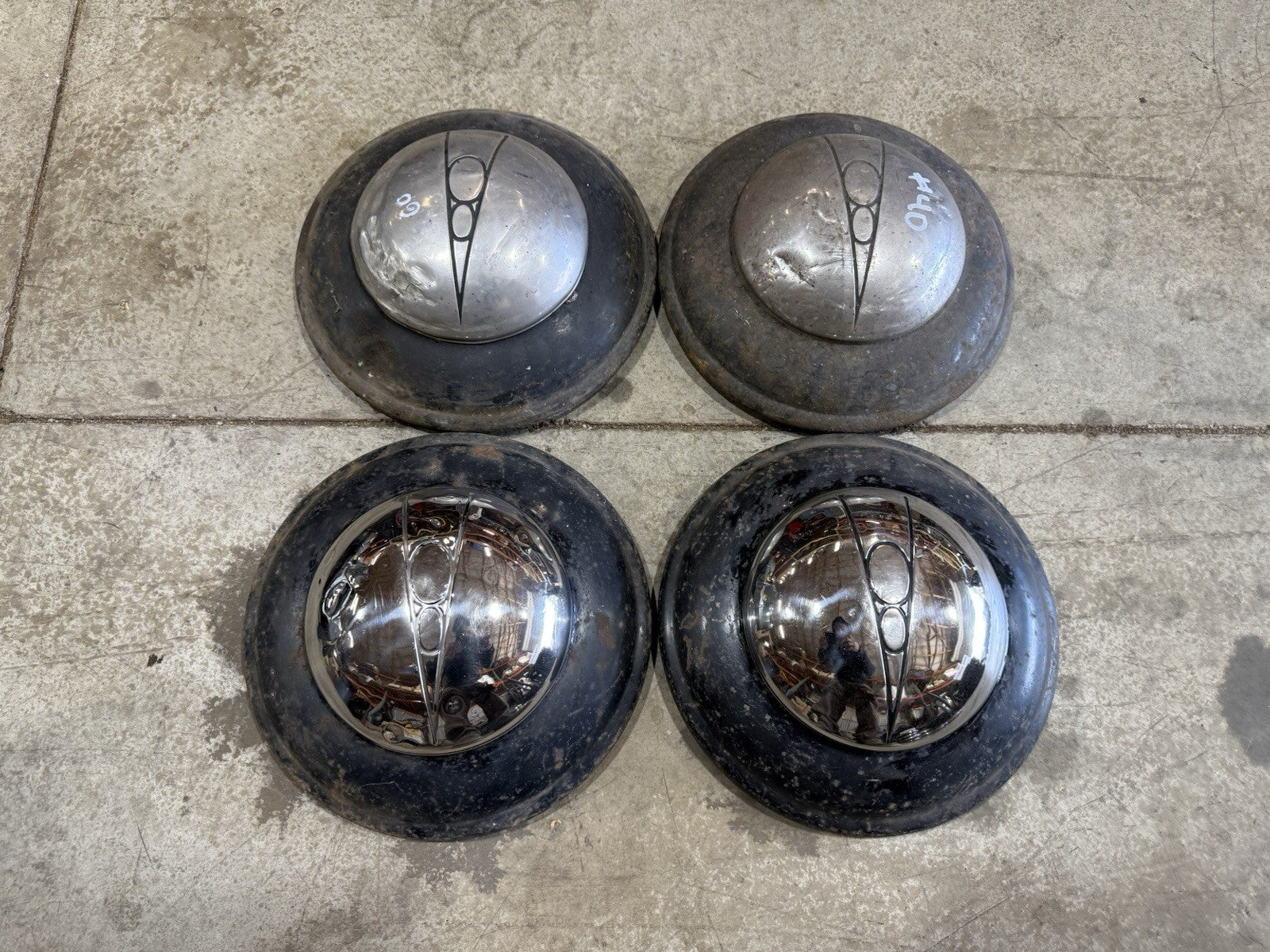 1936 1937 1938 1939 Ford Wide 5 Hubcaps Original V8 Coupe