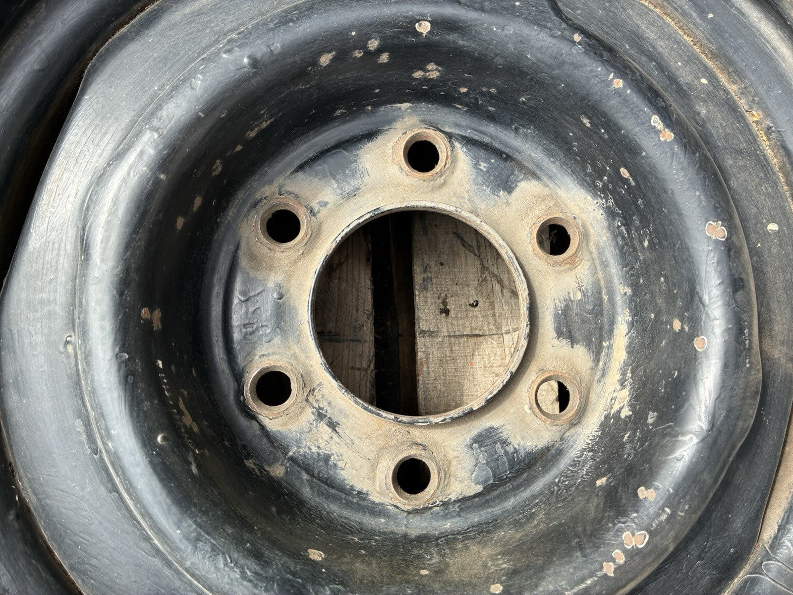 47157734