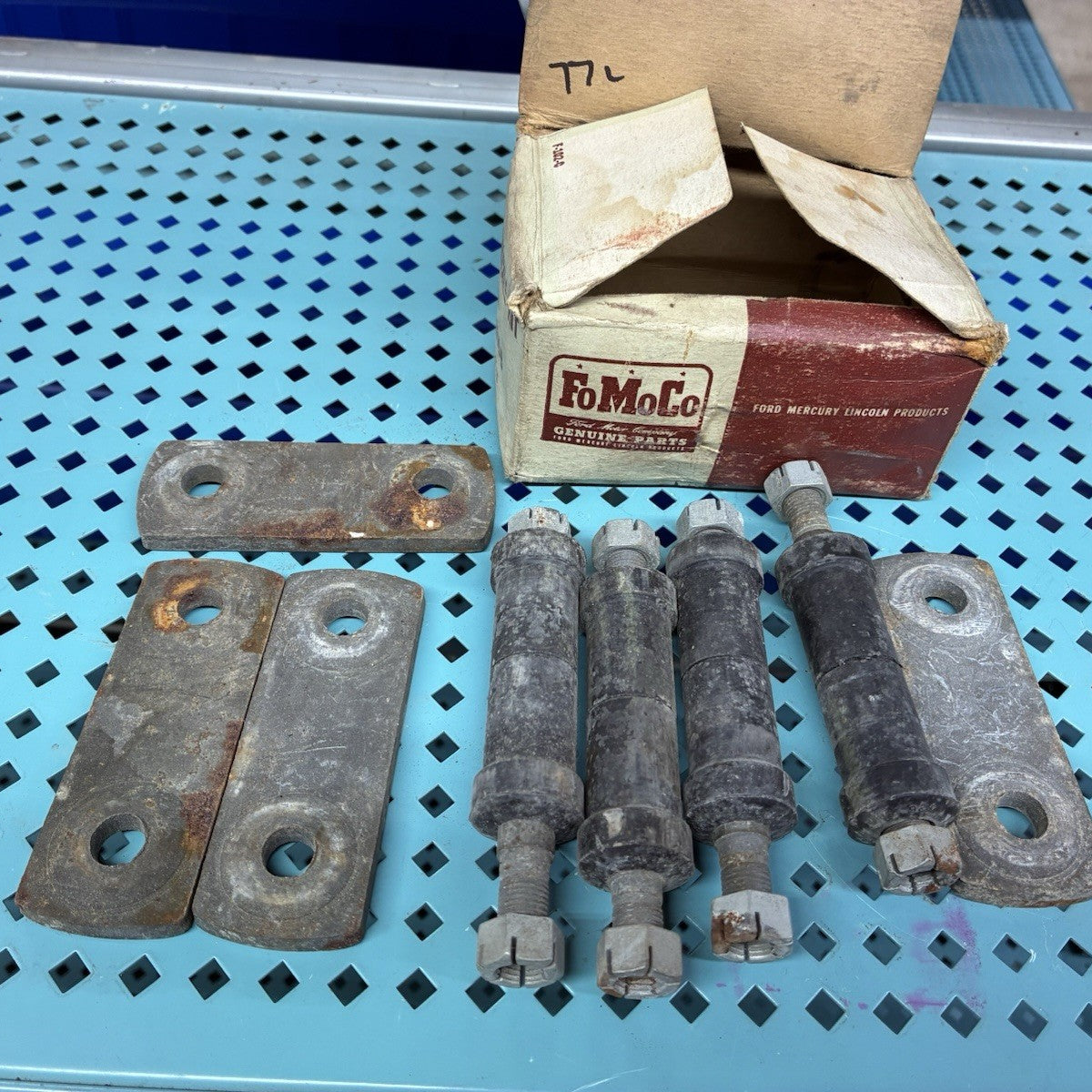 New NOS Front Spring Shackle Kit Early Ford 1941 Part# 11a-304-b – Iron ...