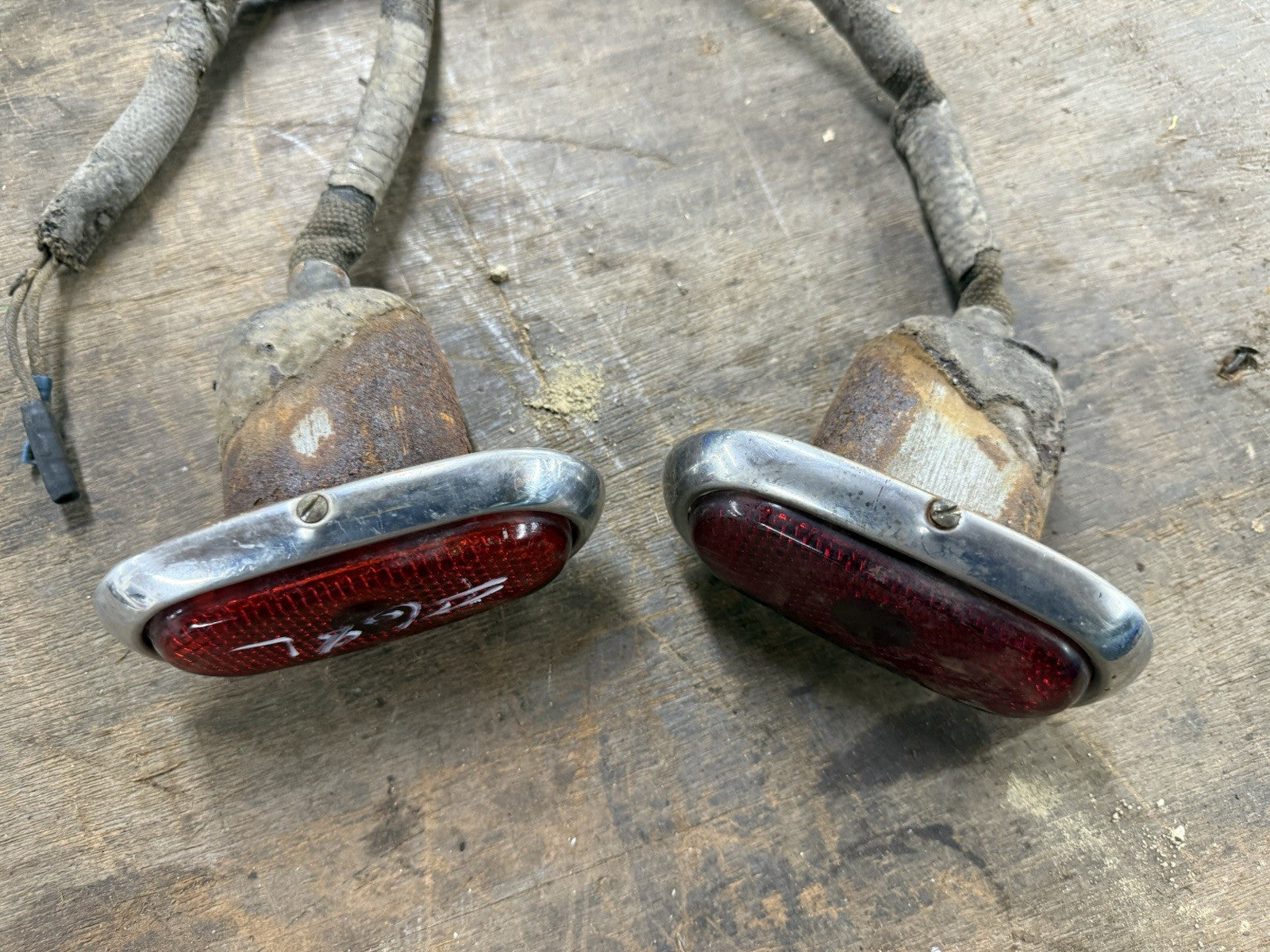47713609