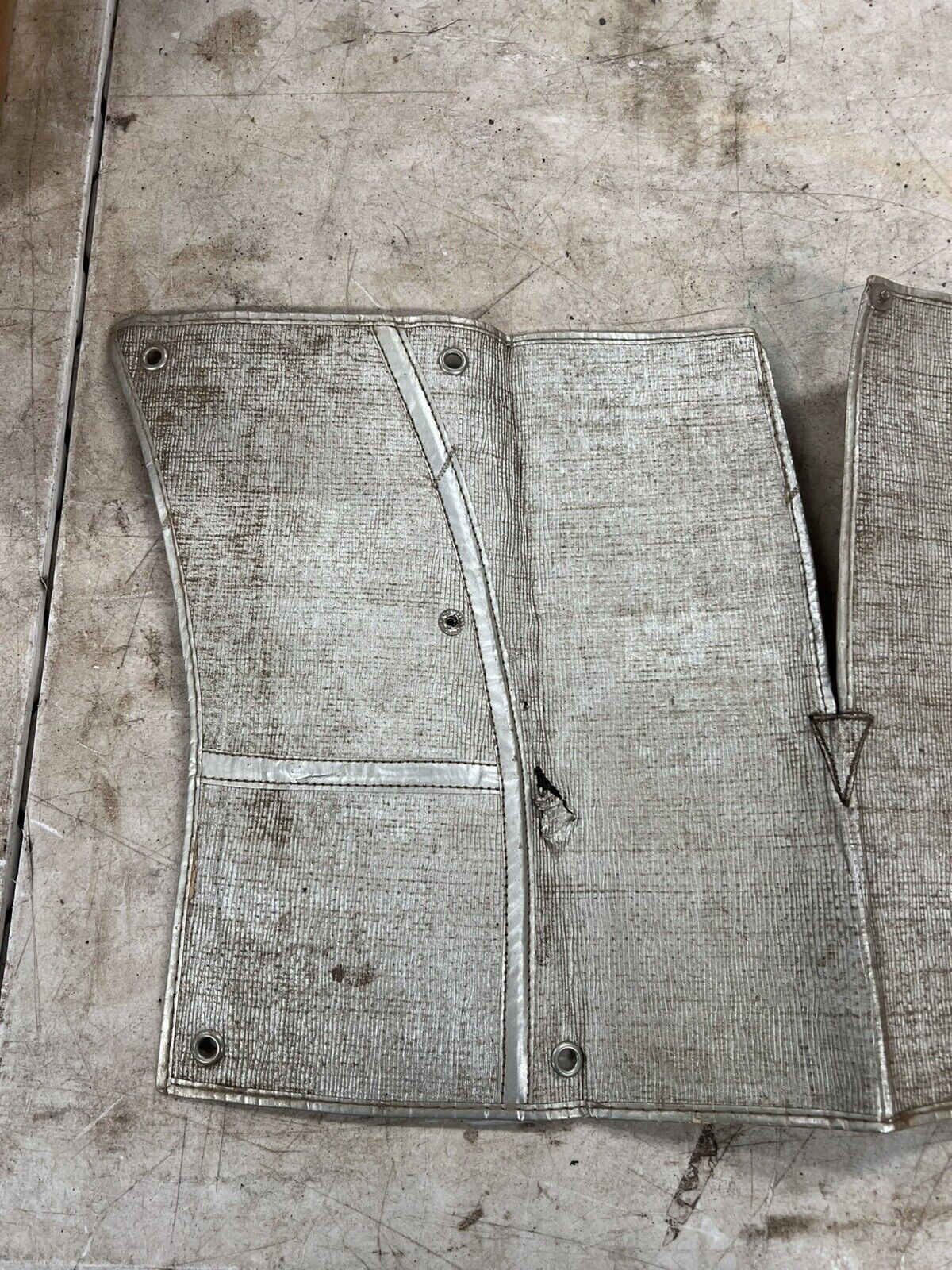 43752568