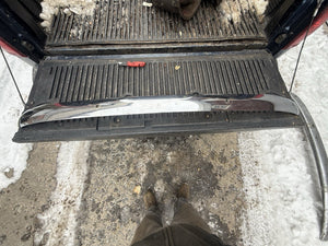 Descriptive image text