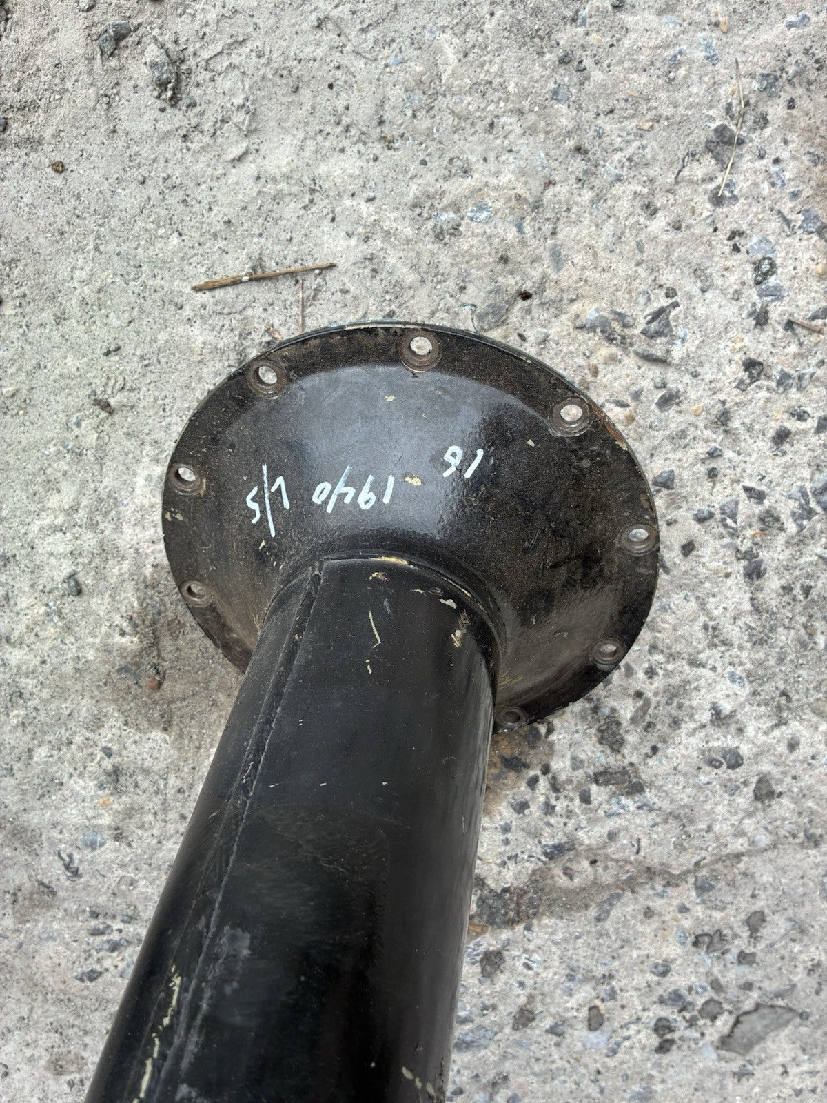 1937 1938 1939 1940 Ford Banjo Rear Axle Bell Left Side Coupe