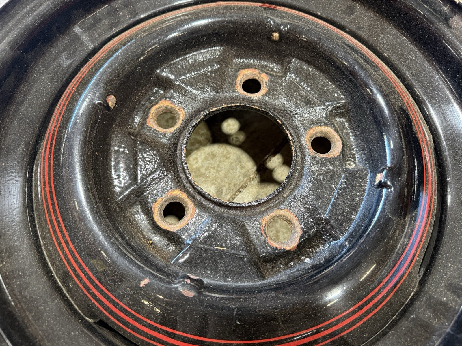 47333728