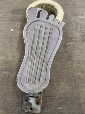 Vintage 1970s CAL-CUSTOM Hot Rod Big Foot Barefoot Gas Pedal Part #30-3008-1 USA