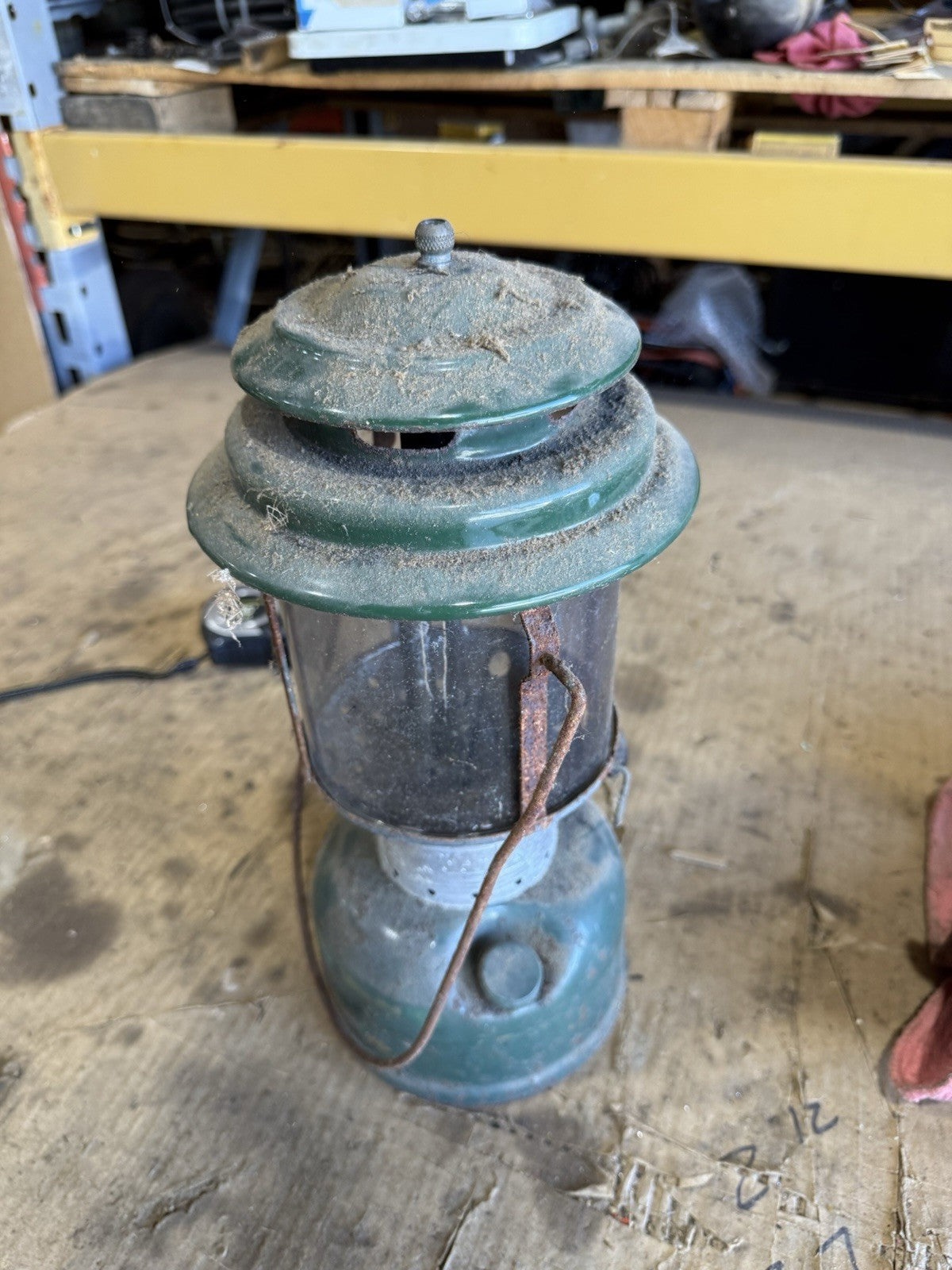Vintage Coleman Model 220F Camping Lantern 1974 – Iron Trap Garage