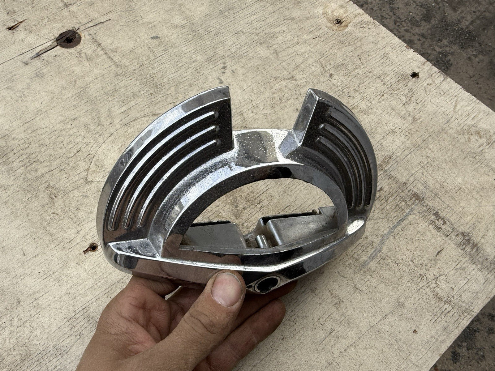 1950 Mercury Trunk Emblem Handle Original OM-7243525 Coupe