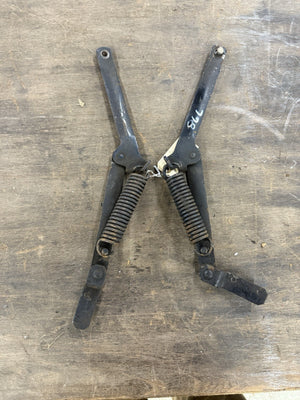 1939 1940 Ford Deluxe & 1940 Ford Standard Hood Arm & Spring Supports Black
