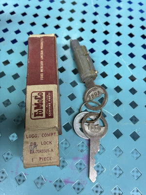 VINTAGE 1948 FORD TRUCK TRUNK LOCK CYLINDER WITH ORIGINAL KEYS