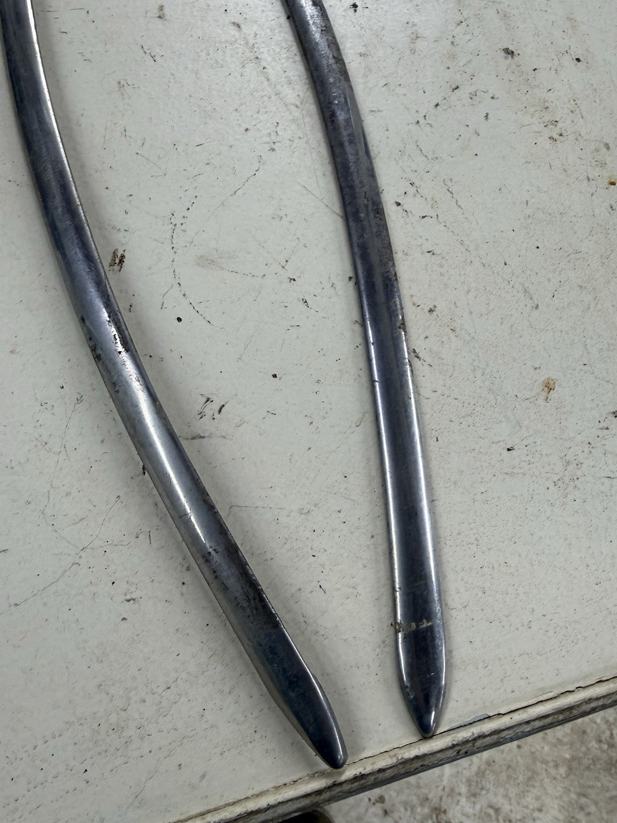 47025072