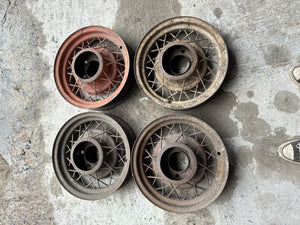 Set Of 4 1935 Ford 16”x4” Wire Wheels 5x5.5 Hot Rod Coupe Sedan Roadster