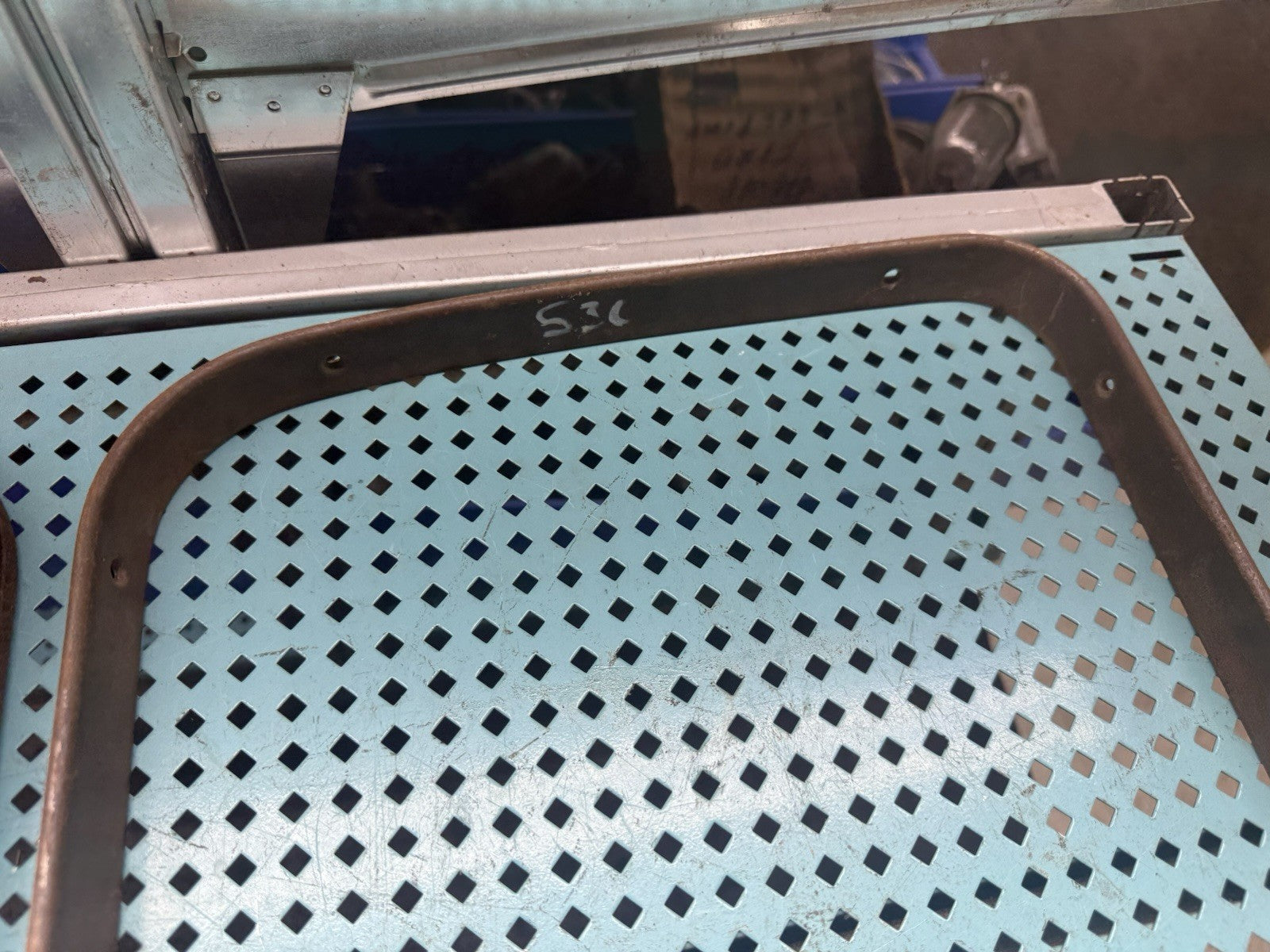 47194093