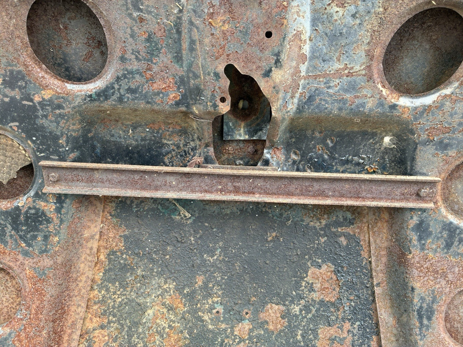 47539423