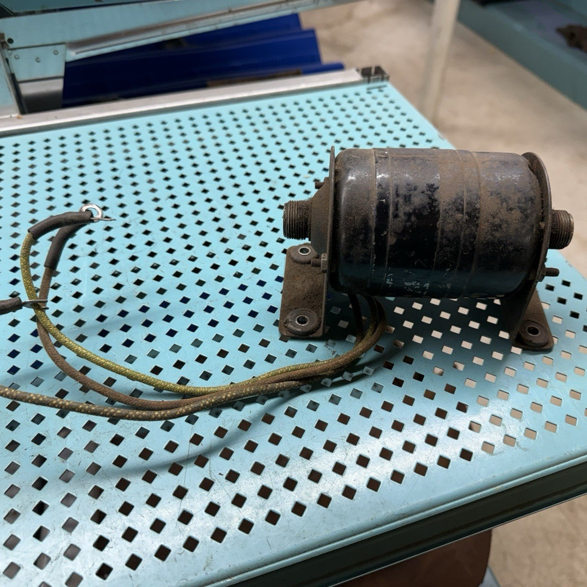 Vintage Arkless Heater Blower Motor Pull Switch – Iron Trap Garage