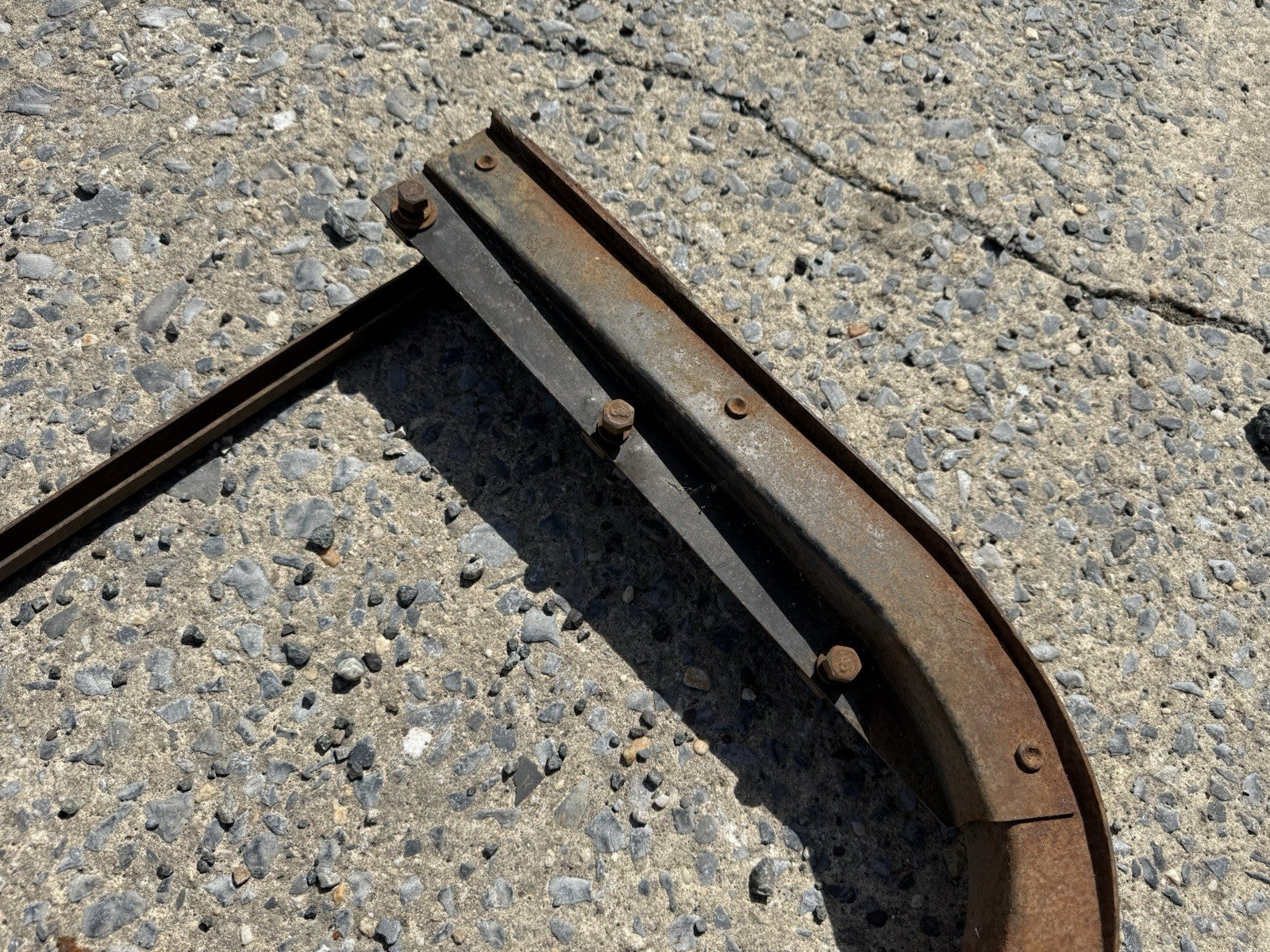 47075068
