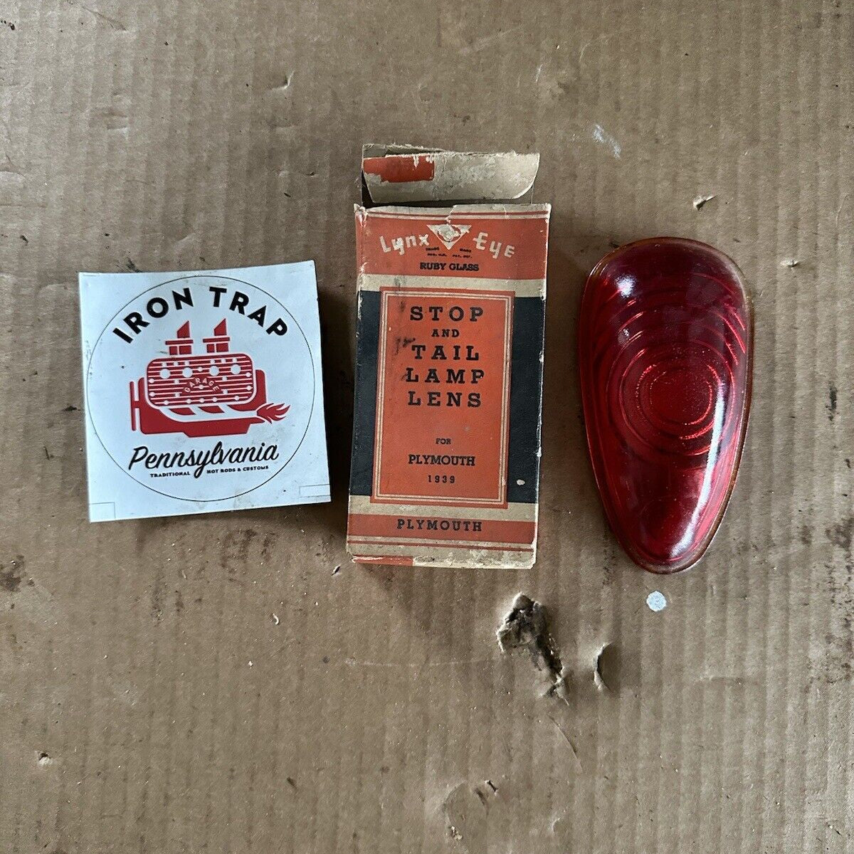 NOS Ruby Red Glass Tail Light Lens Lynx Eye T-363 1939 Plymouth (643 ...
